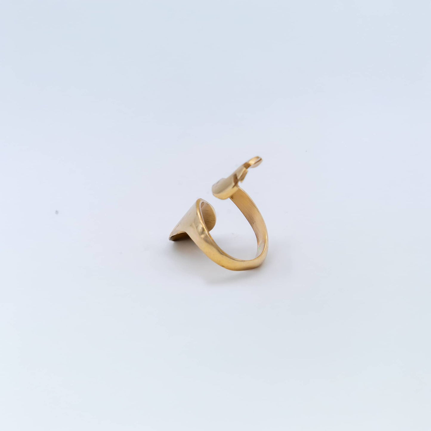 Open Wrap Crossover Ring | Mau