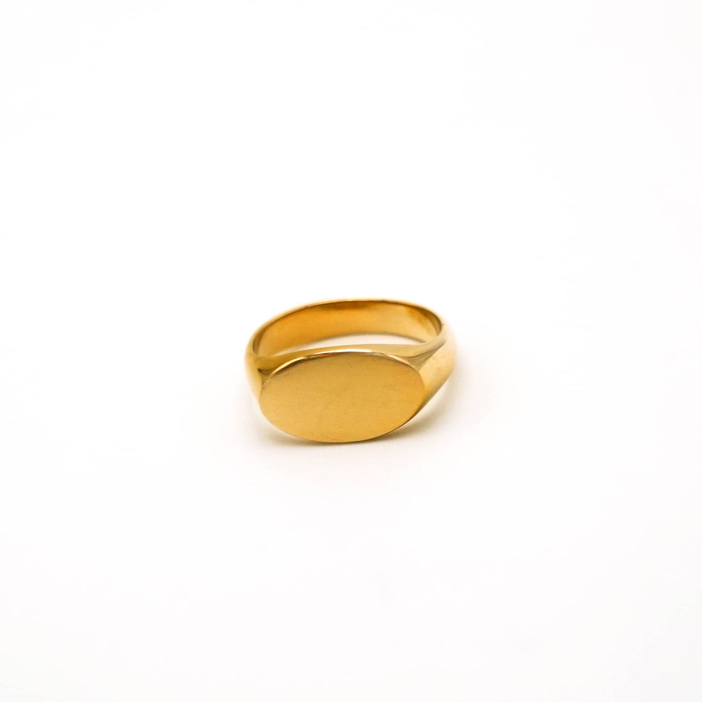 Narrow Oval Signet Ring | Pendo